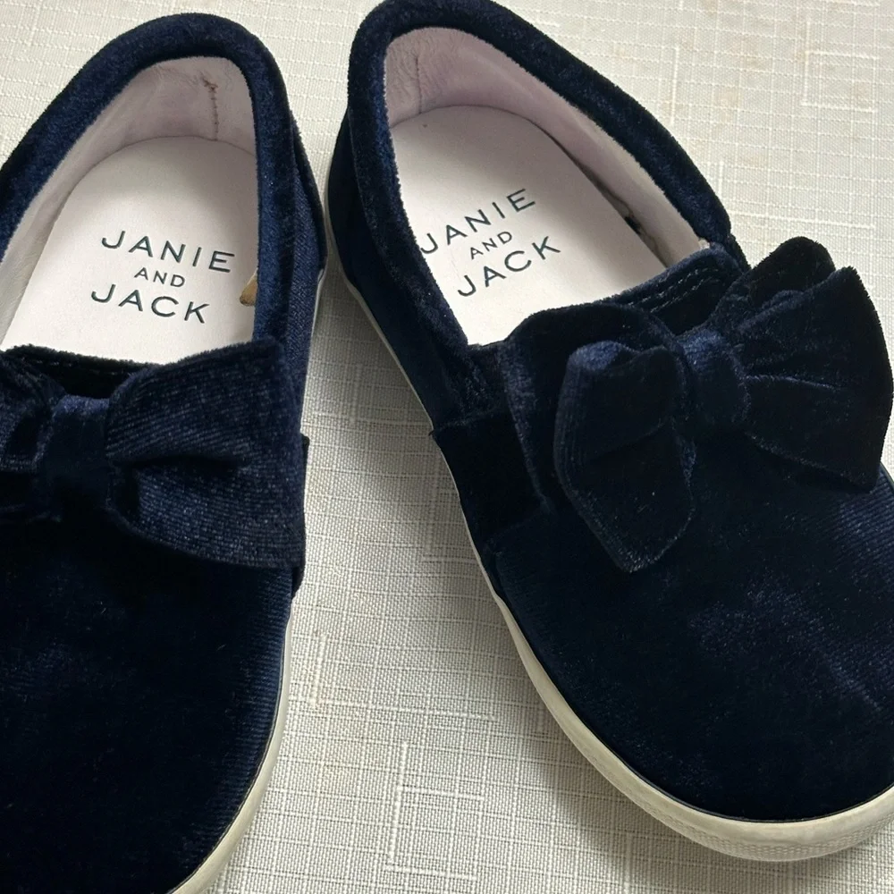 Janie and Jack Navy Velvet Bow Slip On Sneakers